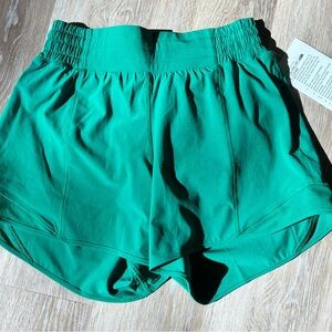 Brand New w/ Tags Lululemon Raceway Green Hotty Hot High-Rise Lined Short 4" Sz4